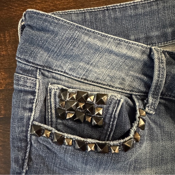 Black Orchid Hurricanea Studded Skinny Jeans Blue Distress Size 25 Edgy Rocker - Picture 17 of 17